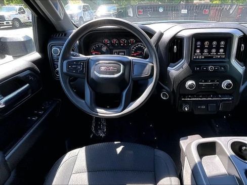 Used 2024 GMC Sierra 1500 Pro w/ Graphite Edition AWD/4WD image 5