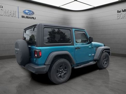 Used 2020 Jeep Wrangler Sport AWD/4WD image 4