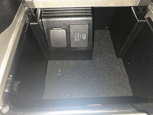 Used 2022 Ford Explorer ST w/ Equipment Group 401A image 25