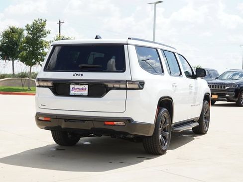New 2026 Jeep Grand Wagoneer Limited AWD/4WD image 9