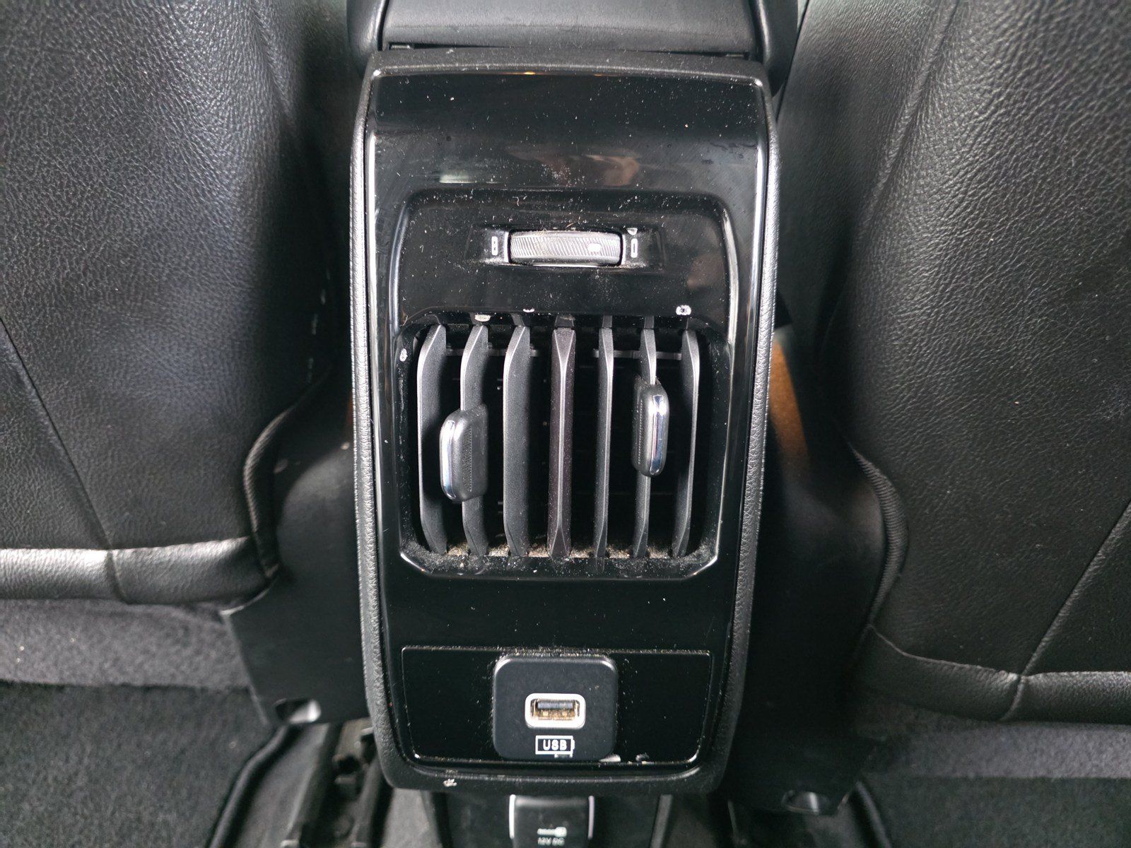 Used 2024 Jeep Compass Latitude AWD/4WD image 20