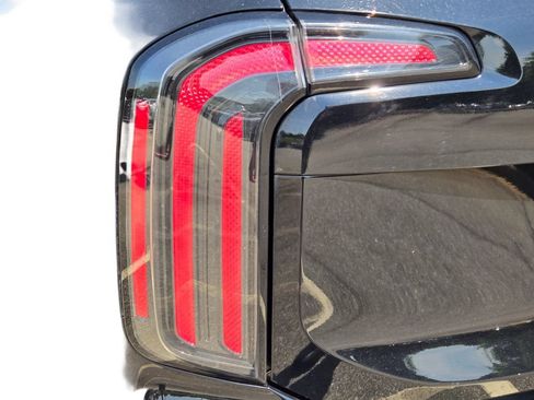 Certified 2024 Kia Telluride SX FWD image 11