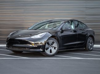 Used 2022 Tesla Model 3 Long Range AWD/4WD video 1