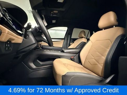 Used 2025 Volkswagen Atlas Cross Sport SE FWD image 14