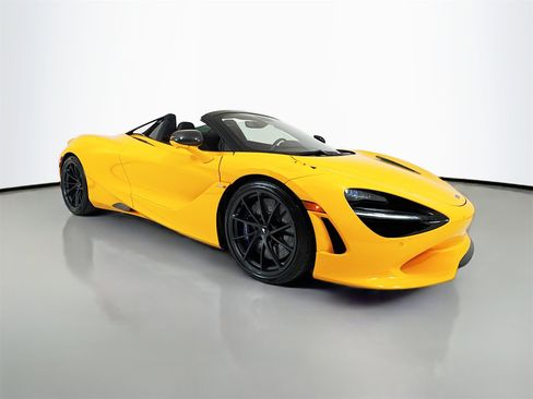 Used 2024 McLaren 750S image 27