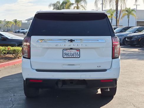 Used 2023 Chevrolet Suburban LT AWD/4WD image 9