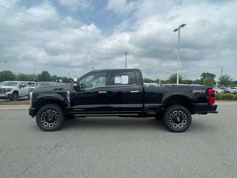 Used 2024 Ford F250 Platinum AWD/4WD image 4