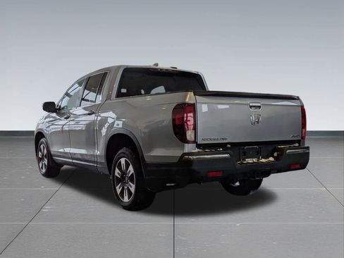 Used 2017 Honda Ridgeline RTL-T image 4