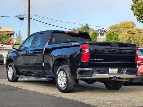 Used 2024 Chevrolet Silverado 1500 LT w/ Protection Package image 8