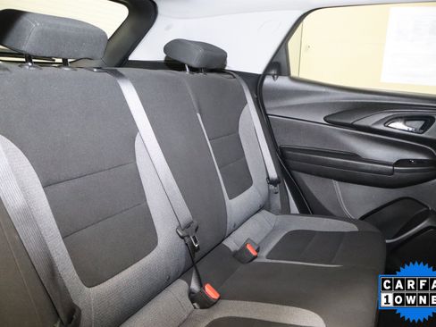 Used 2025 Chevrolet TrailBlazer LT AWD/4WD image 21