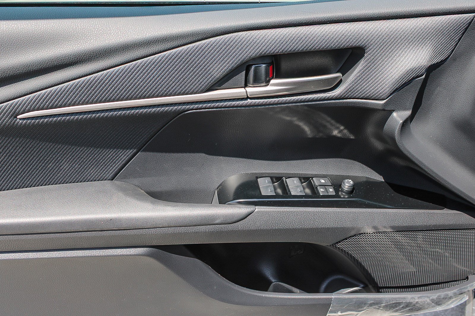 New 2026 Toyota Camry SE FWD image 23