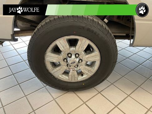 Used 2012 Ford F150 XLT w/ XLT Chrome Pkg image 7