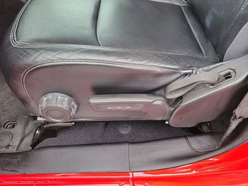 Used 2019 Jeep Wrangler Unlimited Sport S image 14