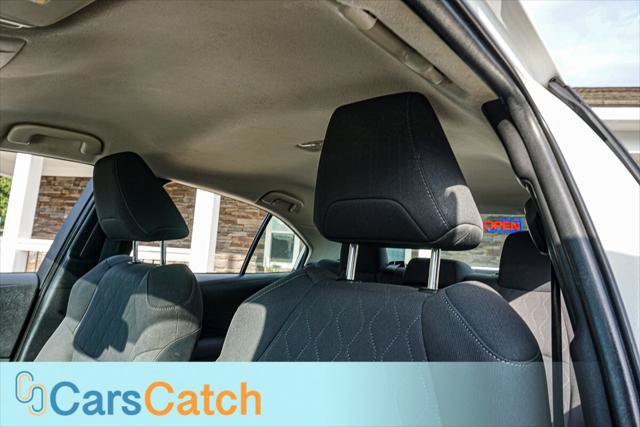 Used 2020 Toyota Corolla LE FWD image 21