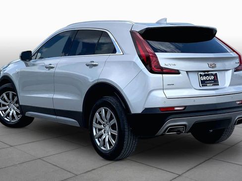 Used 2022 Cadillac XT4 Premium Luxury w/ Safety Alert Package AWD/4WD image 12