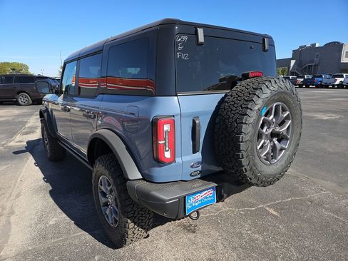 New 2025 Ford Bronco Badlands image 9