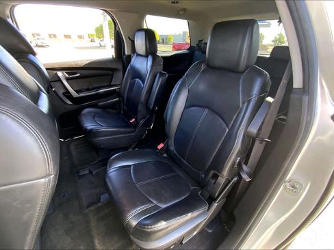 Used 2011 GMC Acadia SLT AWD/4WD image 20