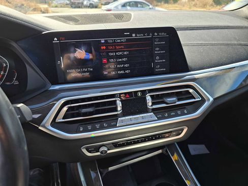 Used 2023 BMW X5 M50i w/ Executive Package image 30