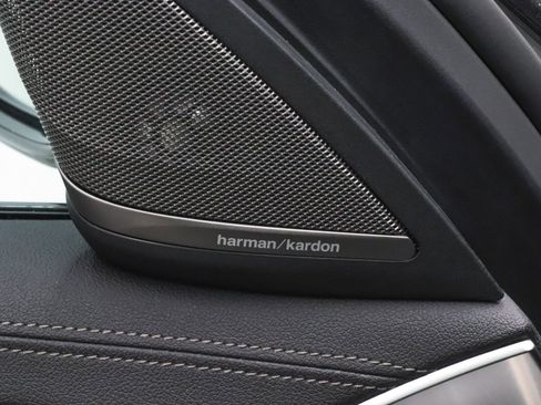 Used 2023 BMW M550i xDrive w/ Parking Assistance Package image 14