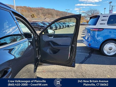 New 2026 Volkswagen Tiguan SE R-Line image 42