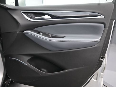 Used 2019 Buick Enclave Essence FWD image 25