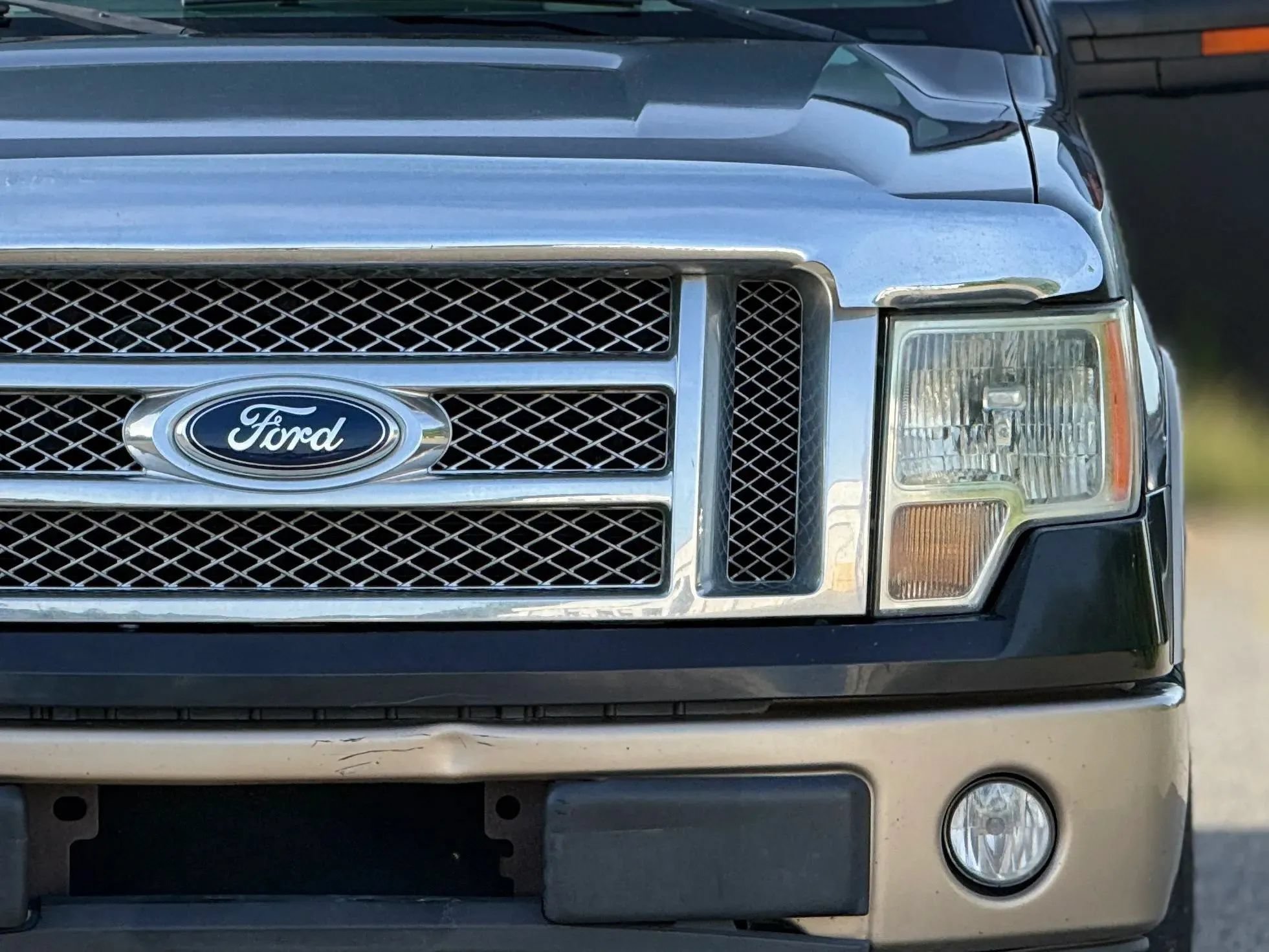 Used 2012 Ford F150 Lariat w/ Lariat Chrome Pkg RWD image 12