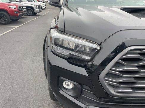 Used 2022 Toyota Tacoma TRD Sport image 17