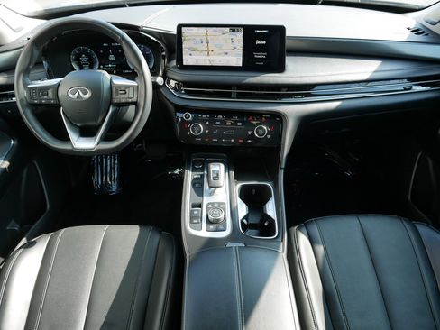 Certified 2025 INFINITI QX60 Luxe image 10