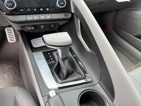 New 2026 Hyundai Elantra Sport FWD image 24