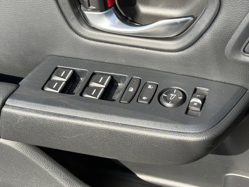 Used 2025 Honda Pilot Touring image 28