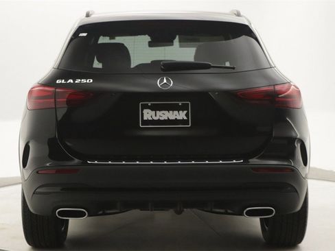 New 2026 Mercedes-Benz GLA 250 image 3