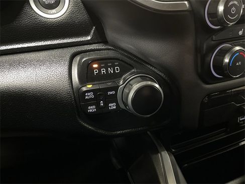 Used 2020 RAM 1500 Big Horn image 24