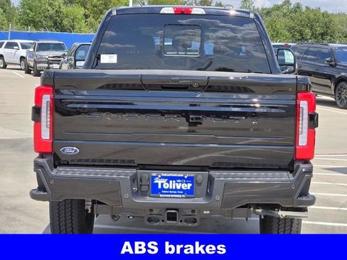 New 2026 Ford F250 Platinum w/ FX4 Off-Road Package image 8