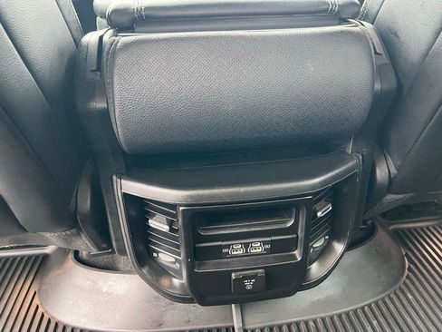 Used 2023 RAM 1500 Laramie image 19