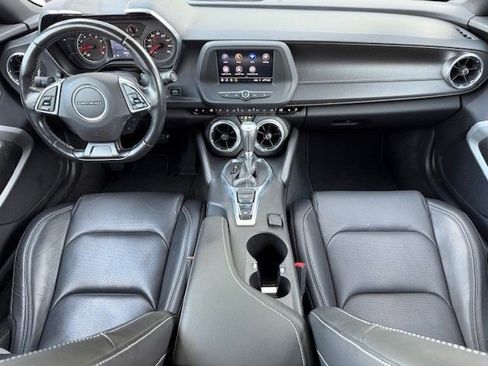 Certified 2020 Chevrolet Camaro LT image 16