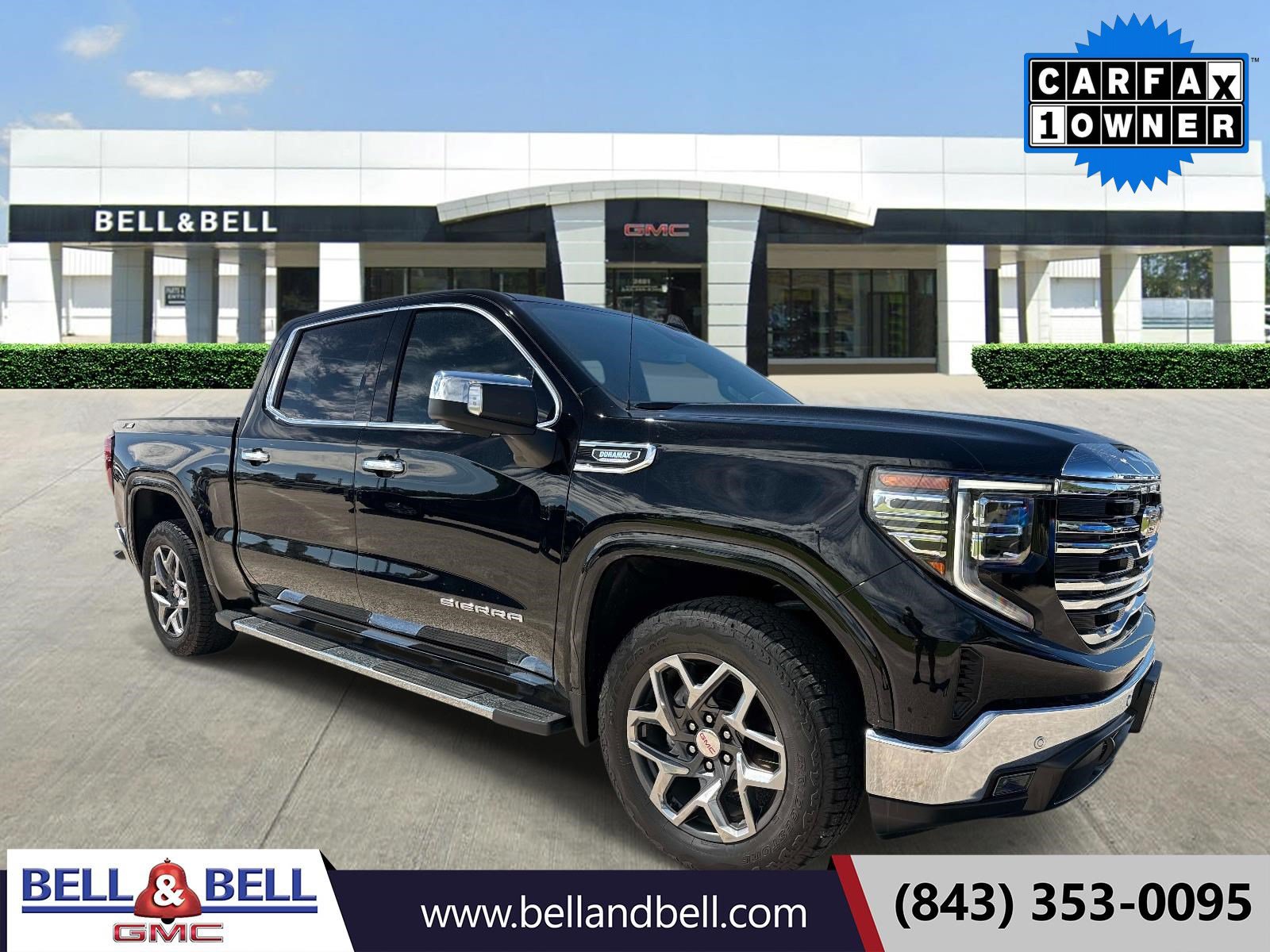 Used 2024 GMC Sierra 1500 SLT w/ SLT Premium Plus Package AWD/4WD image 1