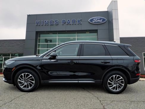 Used 2022 Lincoln Corsair AWD w/ Equipment Group 101A image 4