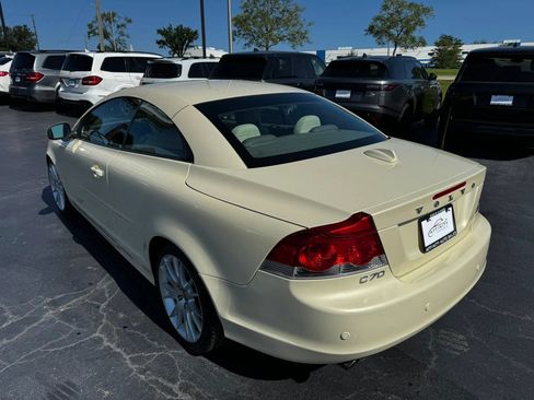 Used 2009 Volvo C70 T5 FWD image 36