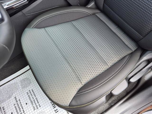 New 2026 Chevrolet Trax LT w/ Driver Confidence Package FWD image 4