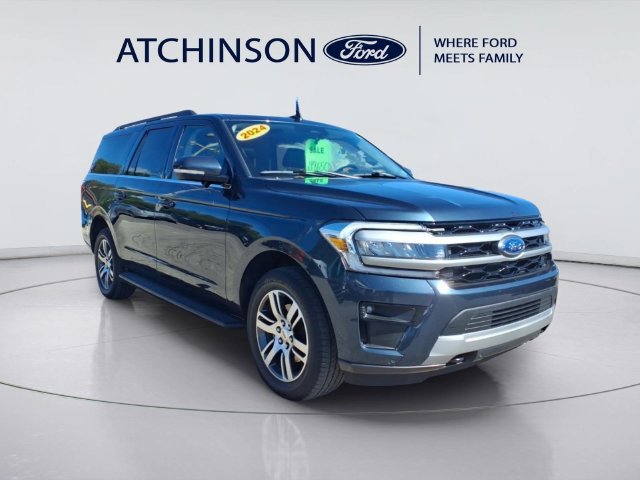 Used 2024 Ford Expedition Max XLT AWD/4WD image 3
