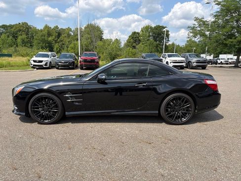 Used 2016 Mercedes-Benz SL 550 image 4