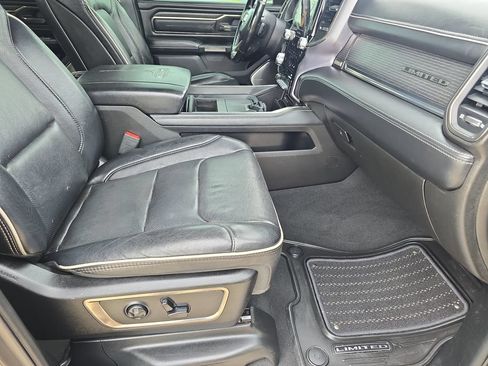 Used 2019 RAM 1500 Limited AWD/4WD image 10