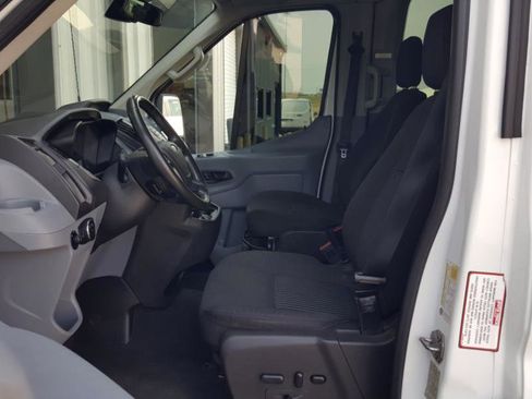 Used 2017 Ford Transit 150 XLT image 22