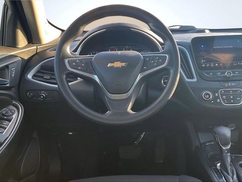 Used 2022 Chevrolet Malibu LT image 5