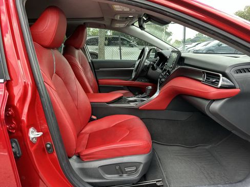 Used 2021 Toyota Camry XSE w/ Navigation Package FWD image 9