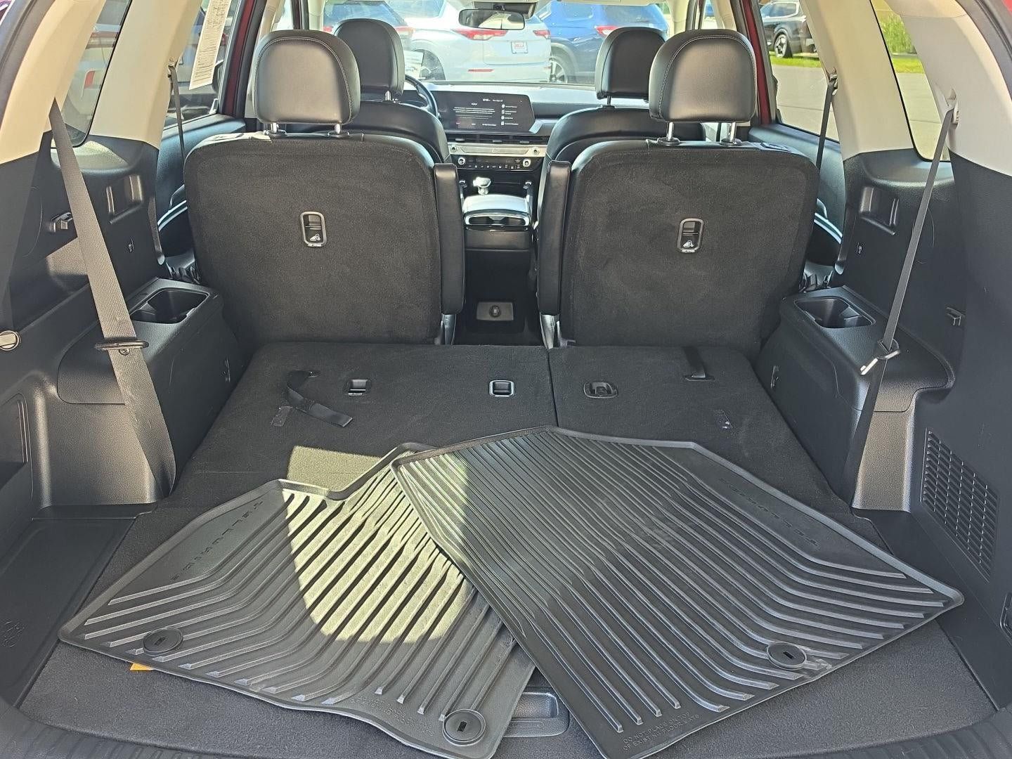 Certified 2024 Kia Telluride S w/ S Sunroof Package AWD/4WD image 6