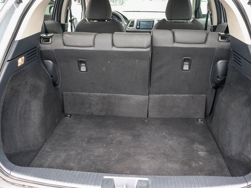 Certified 2020 Honda HR-V EX image 31