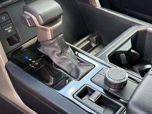 Used 2023 Toyota Tundra SR5 AWD/4WD image 21