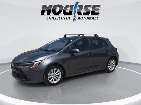Used 2023 Toyota Corolla SE FWD image 4