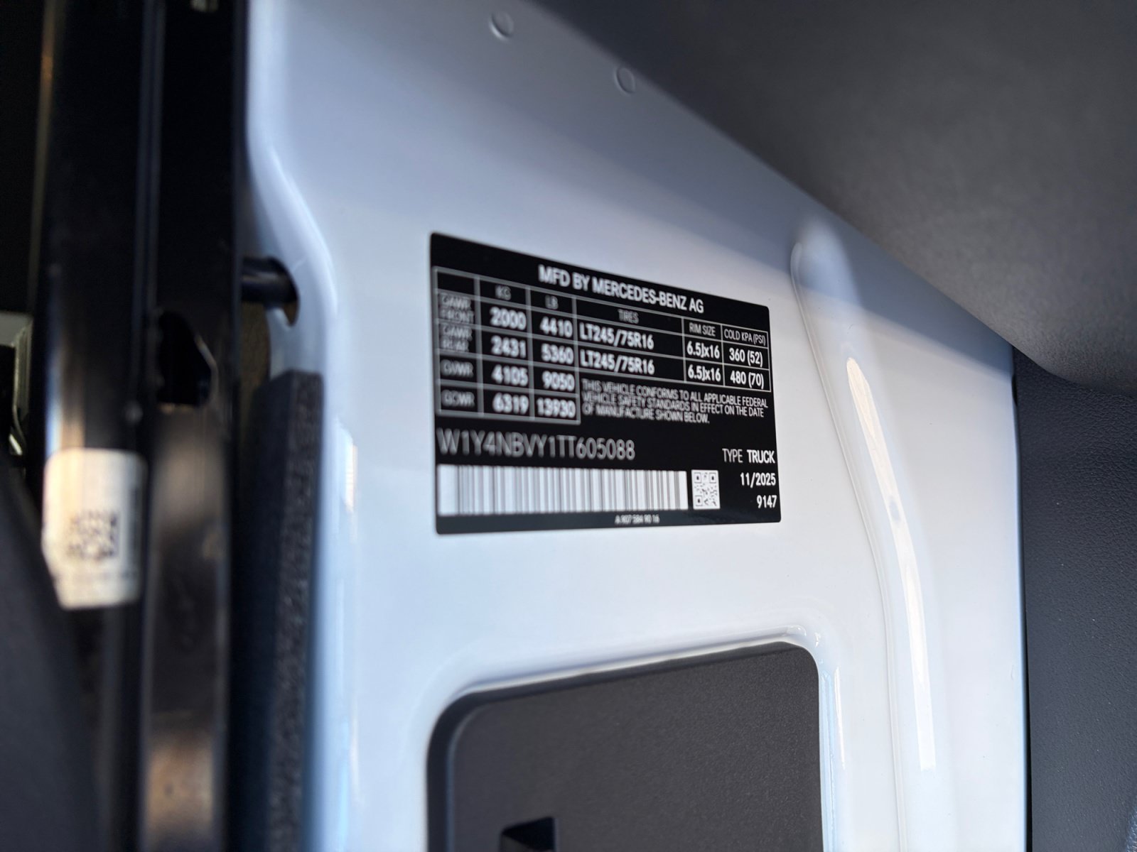New 2026 Mercedes-Benz Sprinter 2500 image 25